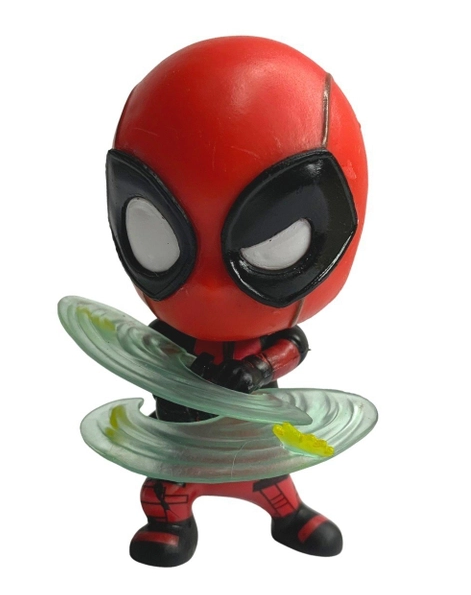 Mô hình Deadpool chiến đấu - Cao 10cm - nặng 100gram + Phụ kiện đi kèm : 2 kiếm hiệu ứng