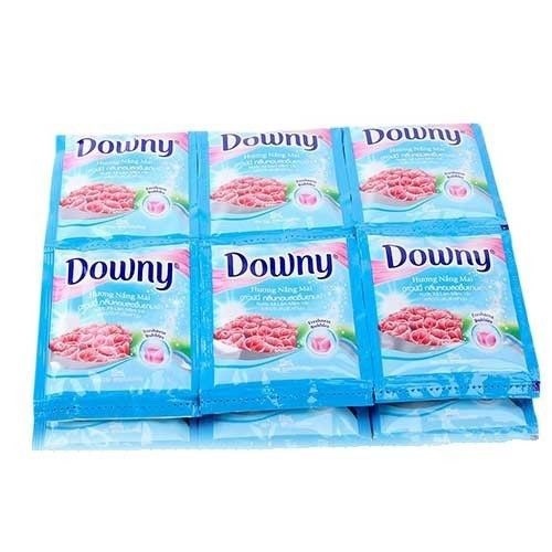 Nước xả vải Downy hương nắng mai 22ML