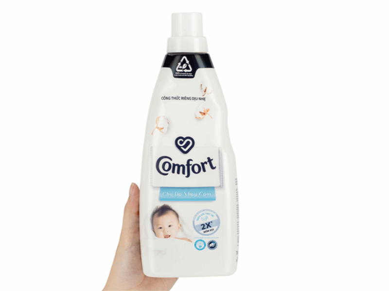 Nước xả Comfort cho bé dịu nhẹ cho da nhạy cảm chai 800ml