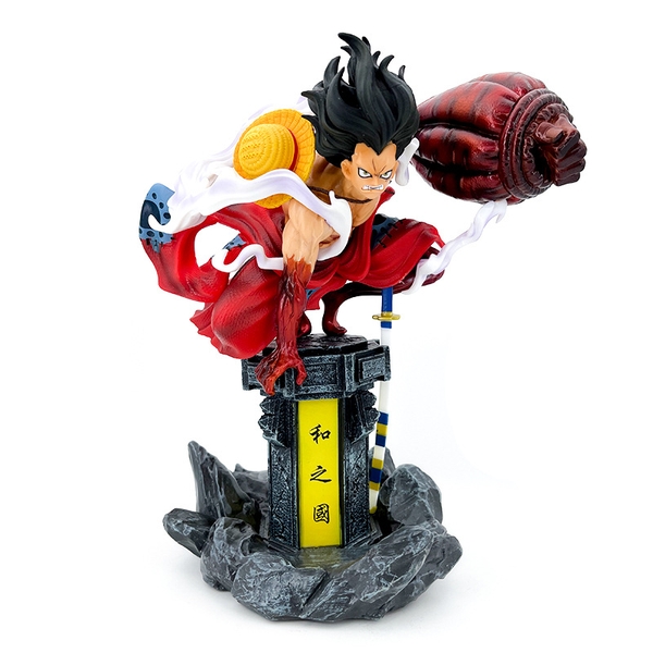 Mô Hình Đồ Chơi - Luffy ngồi cột