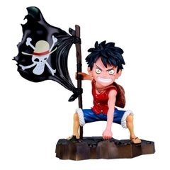 Mô Hình OnePiece Luffy Cầm Cờ Băng 18cm