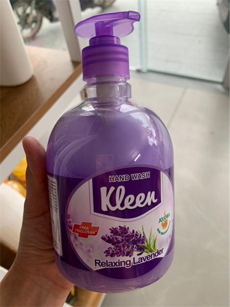 Nước rửa tay Kleen Lavender.