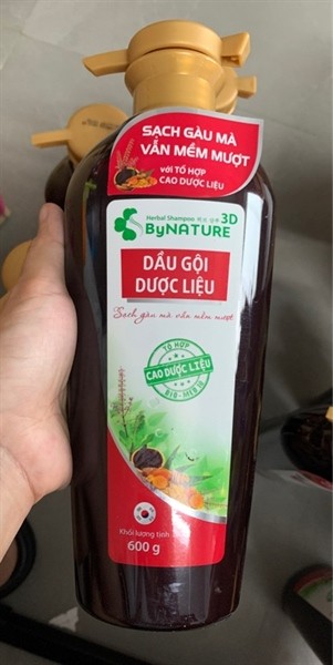 Dầu Gội Dược Liệu Bynature 3d 600g sạch gàu cho tóc dầu